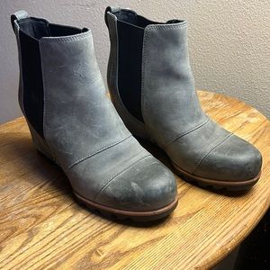 Sorel Joan Of Arctic Lea Wedge Chelsea Boots size 6.5